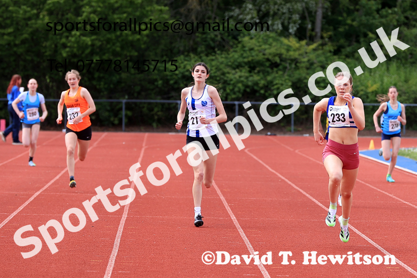 300 metres, 2026 North Eastern Track and Field Champs, Shildon, County Durham. Photo: David T. Hewitson/Sports for All Pics